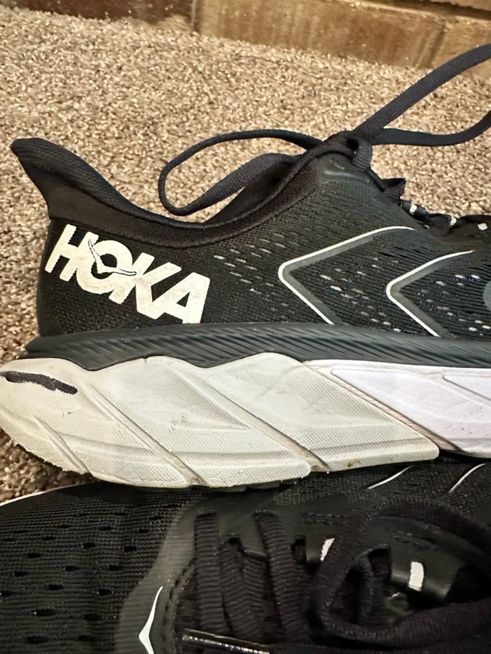 Hoka One One Arahi 5 Women's Running Shoes Black White Size 10 B